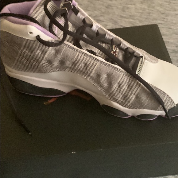 Woman retro 13s size 6 I just don’t want them there new